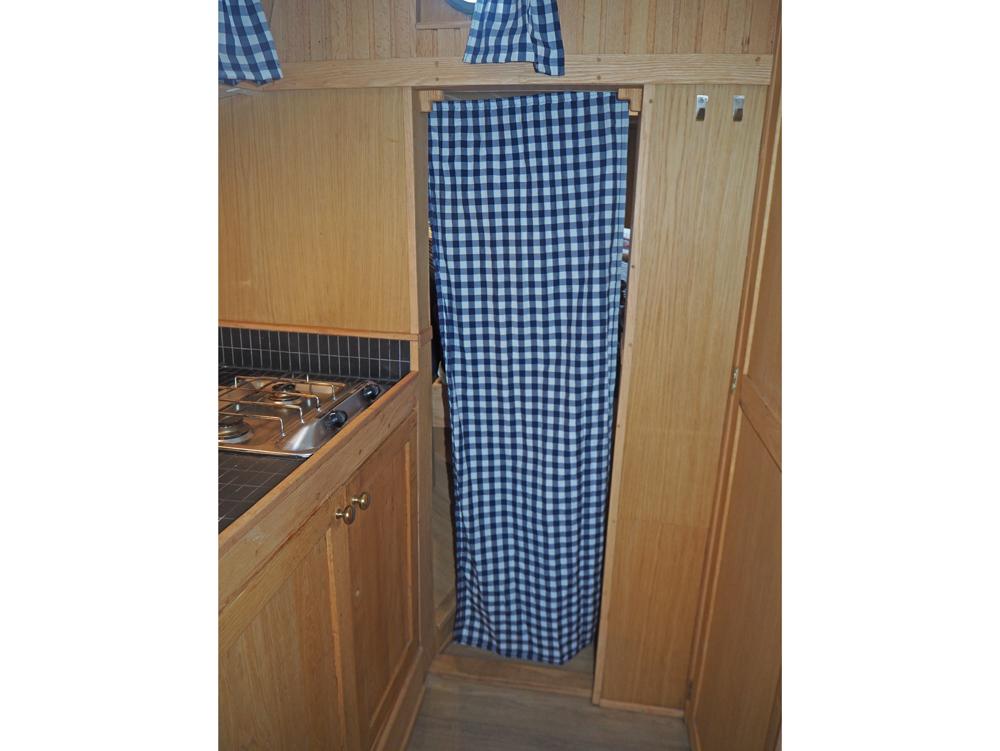 Fore ship, Accommodation